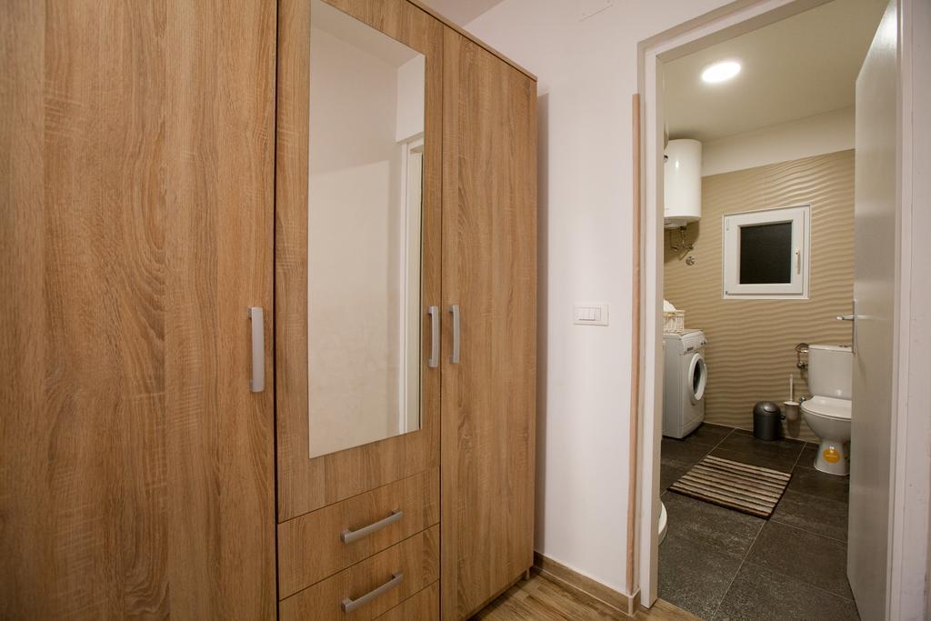Apartment Irma Pula Ngoại thất bức ảnh