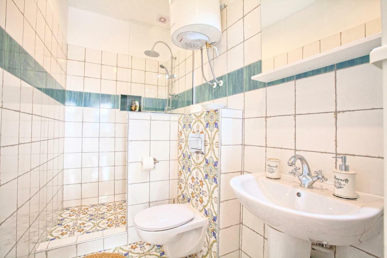 Apartment Irma Pula Ngoại thất bức ảnh